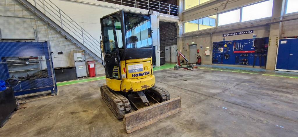 Komatsu PC 26 MR - حفارة مصغرة: صور 4 Komatsu PC 26 MR - حفارة مصغرة: صور 4