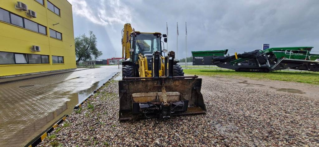 Komatsu WB 97 R-8 - حفار متعدد الاستخدام: صور 5 Komatsu WB 97 R-8 - حفار متعدد الاستخدام: صور 5