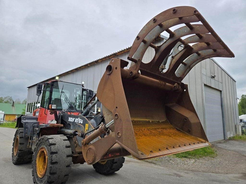 Komatsu WA200PZ-6 - اللودر بعجل: صور 5 Komatsu WA200PZ-6 - اللودر بعجل: صور 5
