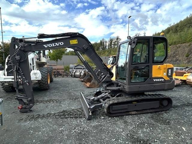 Volvo EC 60 E - حفارة مصغرة: صور 1 Volvo EC 60 E - حفارة مصغرة: صور 1
