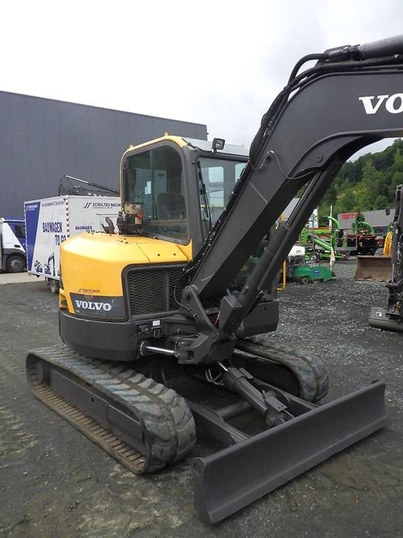 Volvo ECR 58 D mit Tiltrotator Steelwrist  - حفارة مصغرة: صور 4 Volvo ECR 58 D mit Tiltrotator Steelwrist  - حفارة مصغرة: صور 4