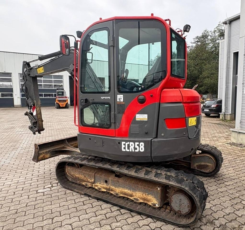 Volvo ECR 58  - حفارة مصغرة: صور 4 Volvo ECR 58  - حفارة مصغرة: صور 4