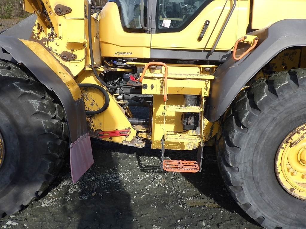 اللودر بعجل Volvo L 110 H: صور 7