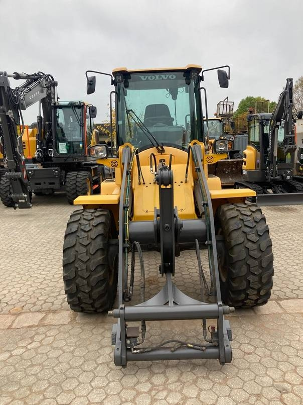Volvo L 35 G  - اللودر بعجل: صور 2 Volvo L 35 G  - اللودر بعجل: صور 2
