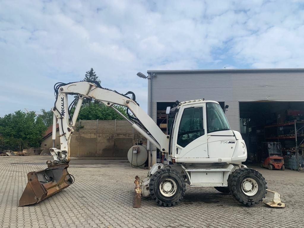 Mecalac 714 MW - حفارة على عجلات: صور 2 Mecalac 714 MW - حفارة على عجلات: صور 2