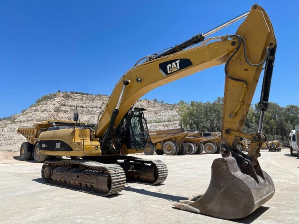 CAT 330 D LN - حفارات زحافة: صور 4 CAT 330 D LN - حفارات زحافة: صور 4