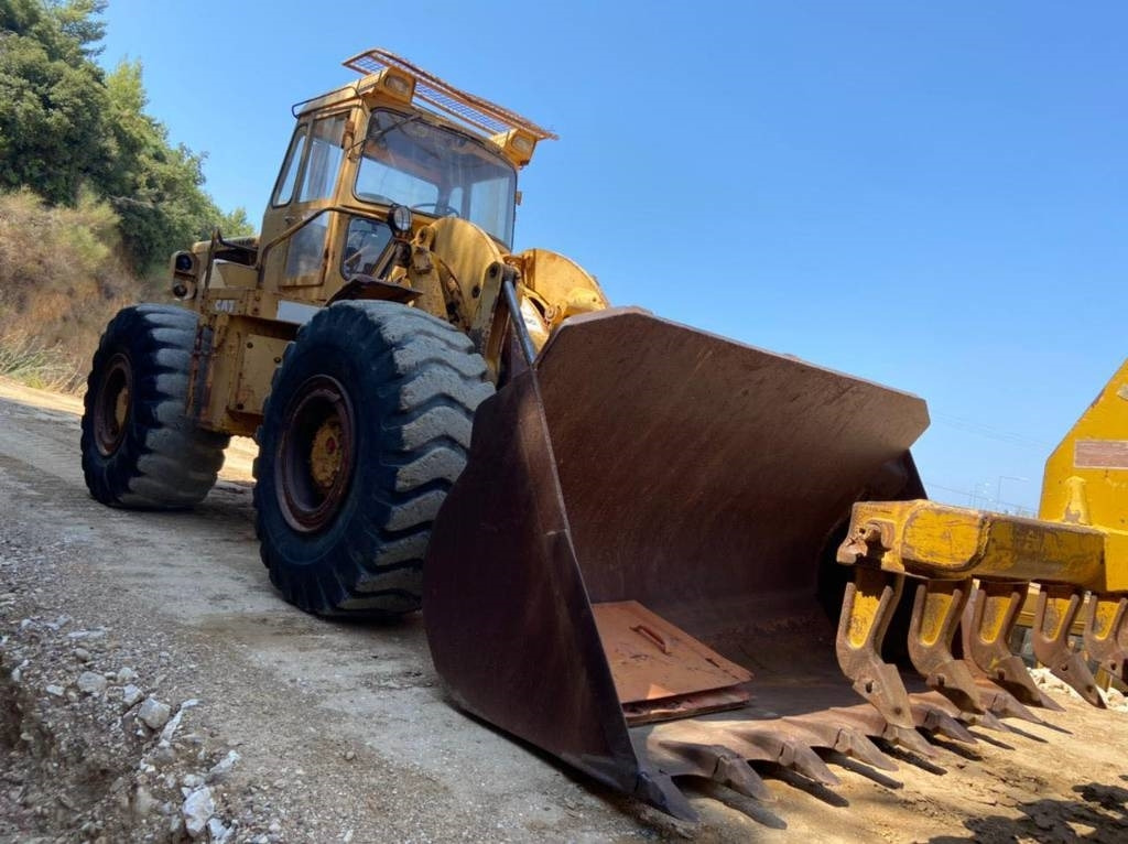CAT 966 C - اللودر بعجل: صور 4 CAT 966 C - اللودر بعجل: صور 4