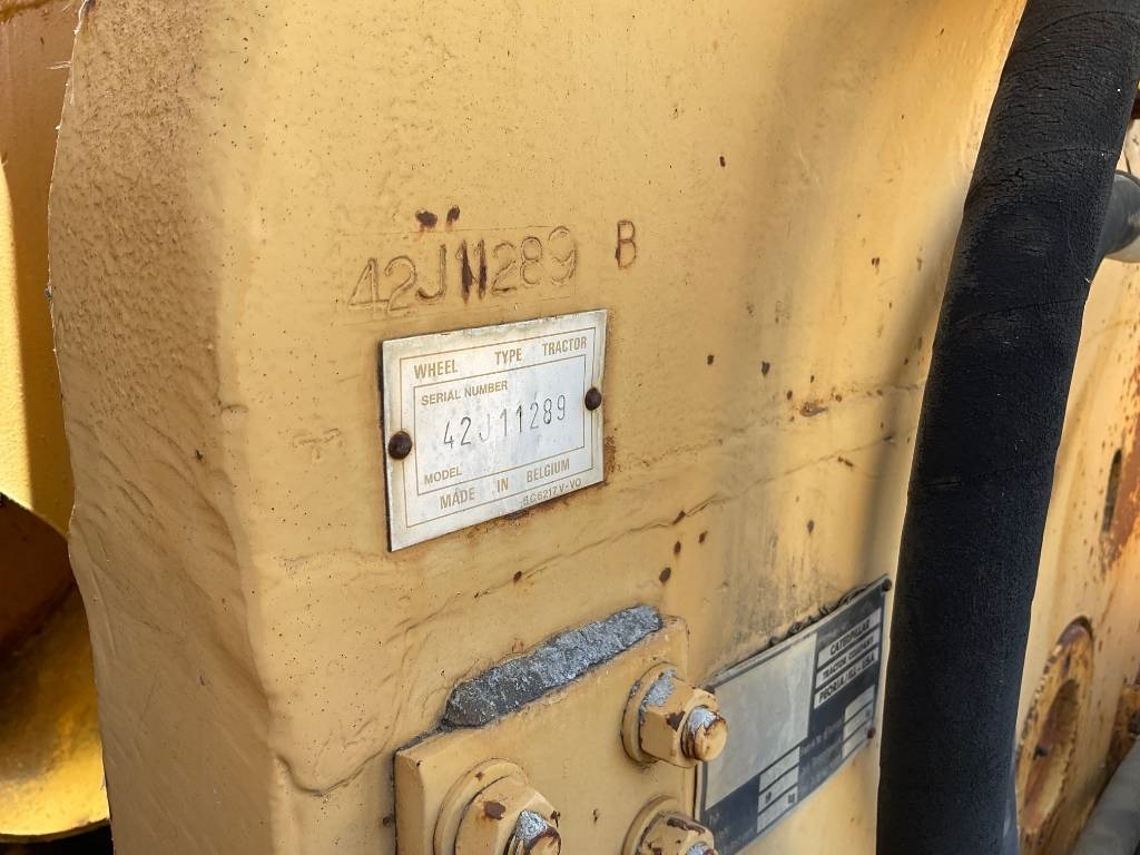 اللودر بعجل CAT 966C: صور 22 اللودر بعجل CAT 966C: صور 22