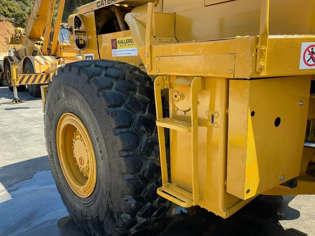 CAT 966C - اللودر بعجل: صور 5 CAT 966C - اللودر بعجل: صور 5