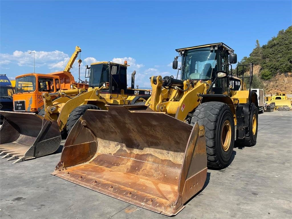 CAT 966K - اللودر بعجل: صور 4 CAT 966K - اللودر بعجل: صور 4
