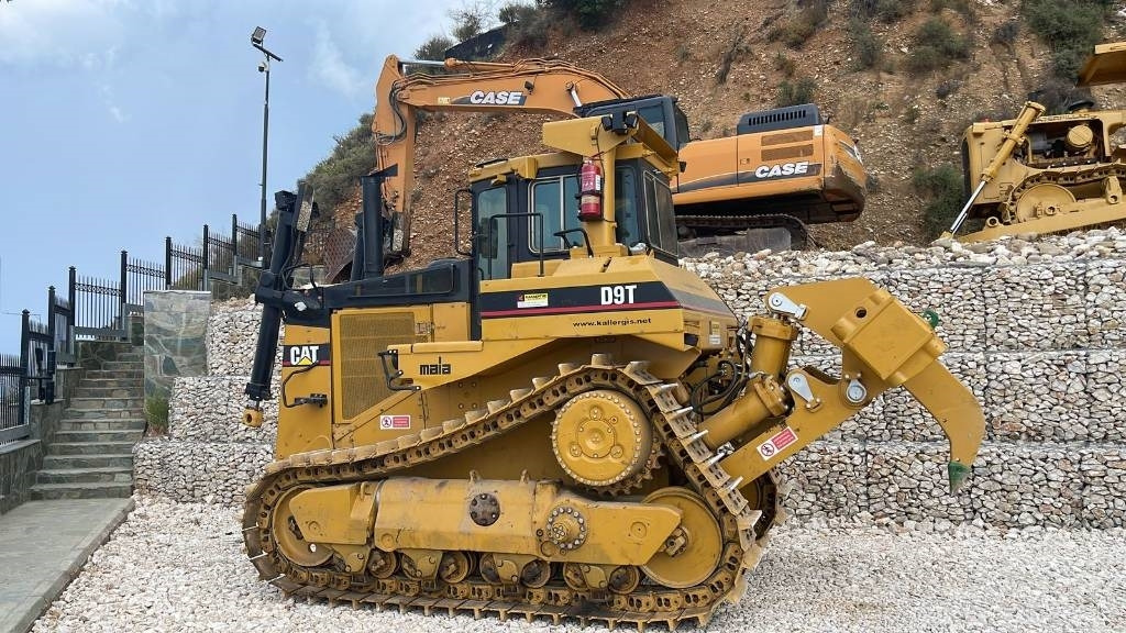 CAT D 9 N - بلدوزر: صور 2 CAT D 9 N - بلدوزر: صور 2