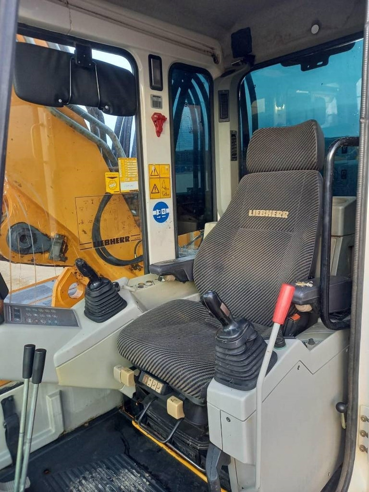 Liebherr R 924 B HD S L LITROIC - حفارات زحافة: صور 5 Liebherr R 924 B HD S L LITROIC - حفارات زحافة: صور 5