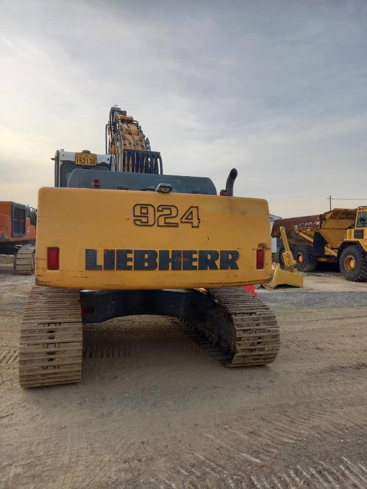 Liebherr R 924 B HD S L LITROIC - حفارات زحافة: صور 2 Liebherr R 924 B HD S L LITROIC - حفارات زحافة: صور 2