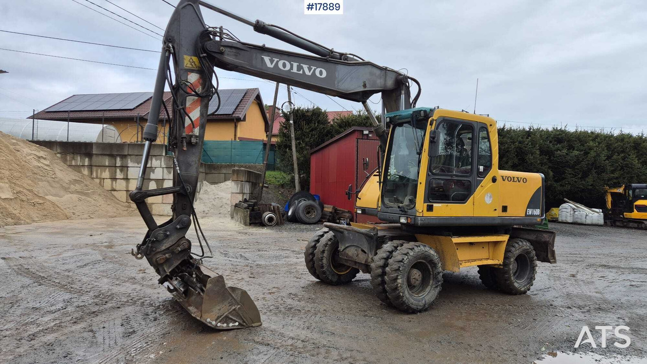 2004 Volvo EW160B - حفارة على عجلات: صور 4 2004 Volvo EW160B - حفارة على عجلات: صور 4
