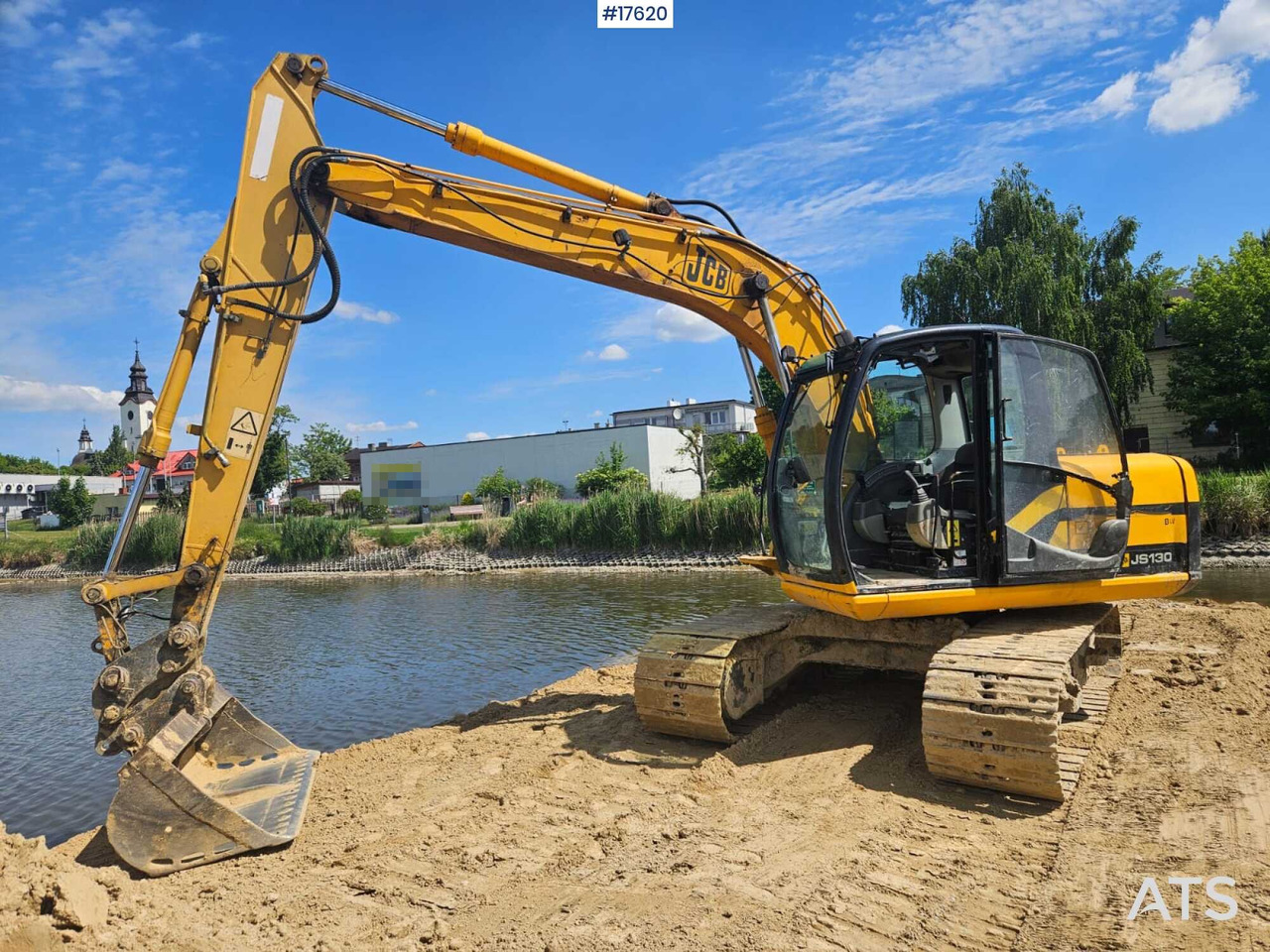2005 Jcb JS 130 - حفارات زحافة: صور 1 2005 Jcb JS 130 - حفارات زحافة: صور 1