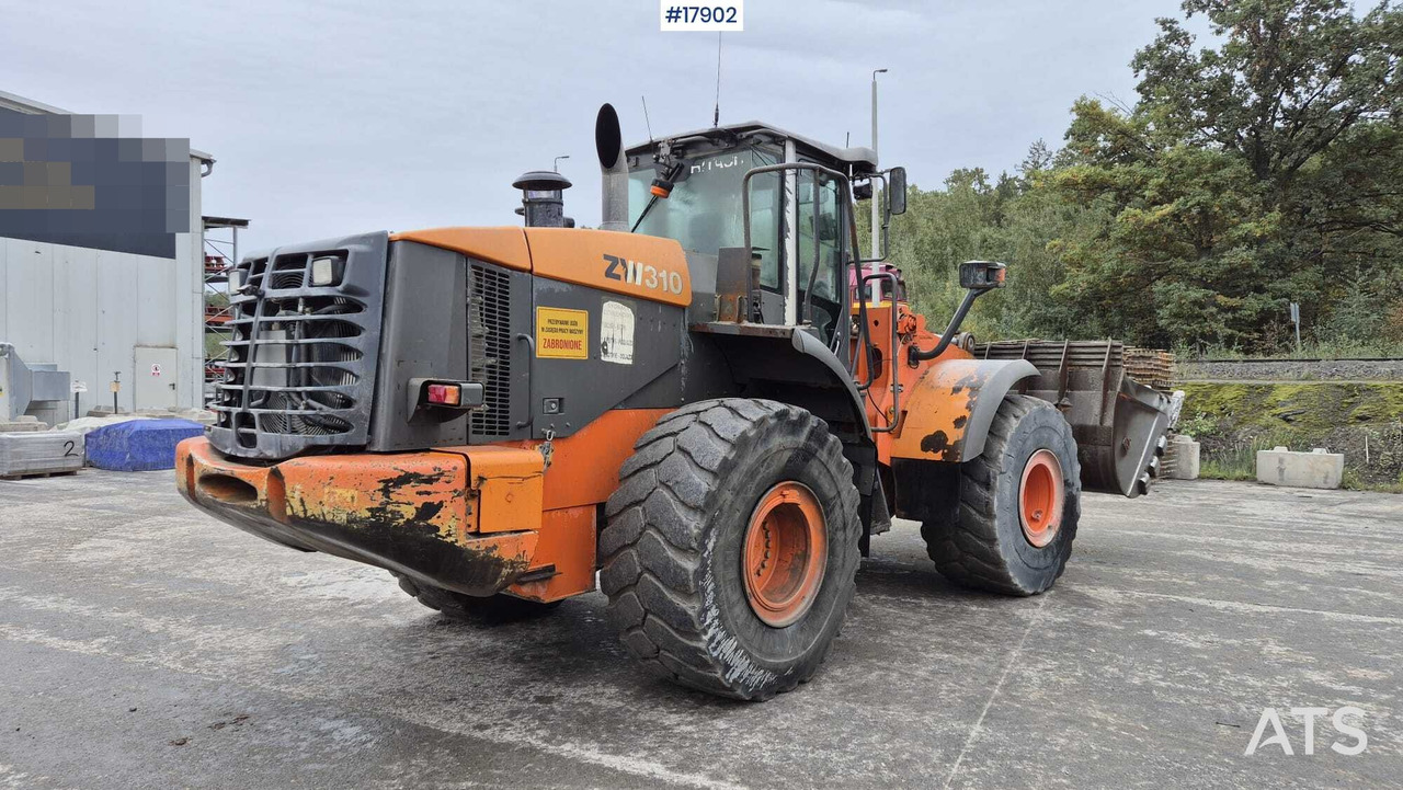 2009 Hitachi ZW 310 - اللودر بعجل: صور 3 2009 Hitachi ZW 310 - اللودر بعجل: صور 3