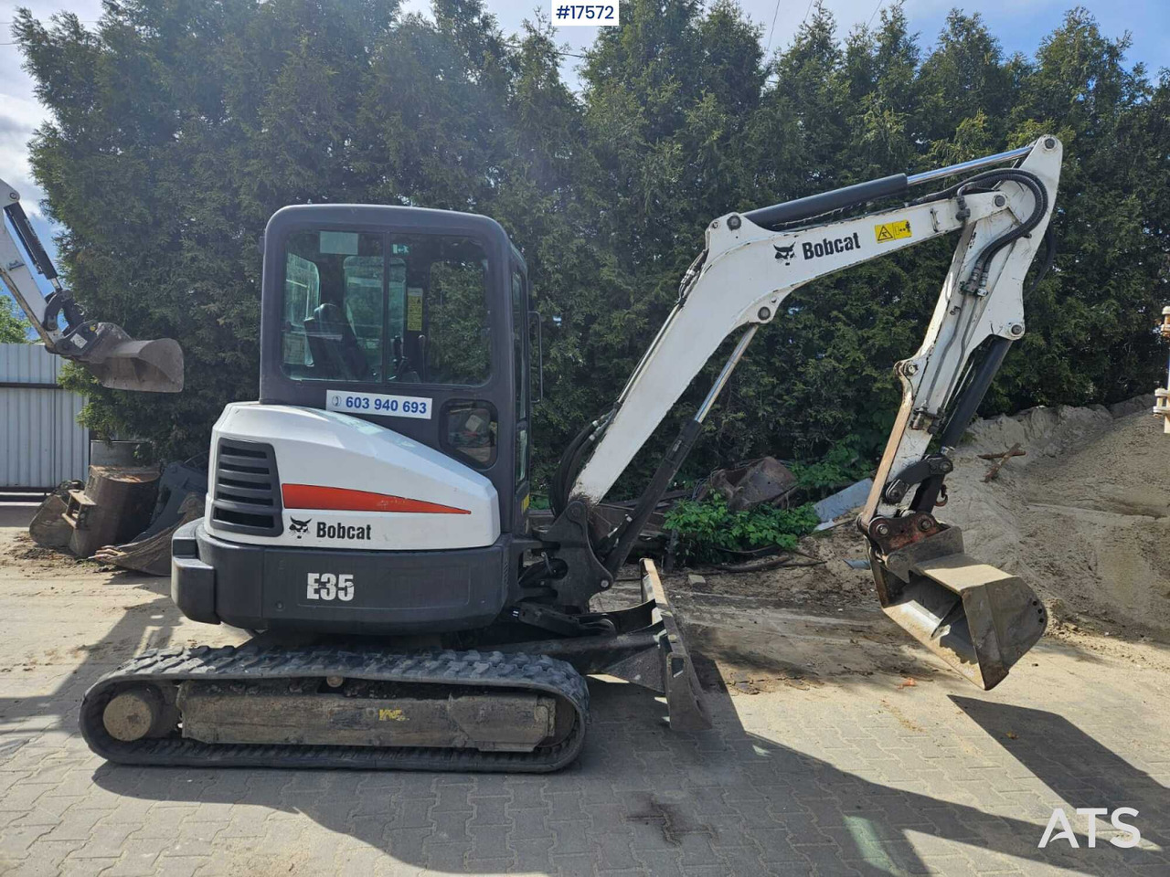 2011 Bobcat E35 - حفارة مصغرة: صور 1 2011 Bobcat E35 - حفارة مصغرة: صور 1