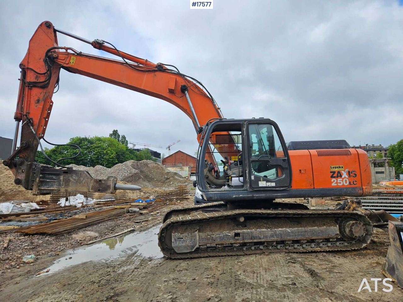 2011 Hitachi Zaxis 250 LC - حفارات زحافة: صور 1 2011 Hitachi Zaxis 250 LC - حفارات زحافة: صور 1