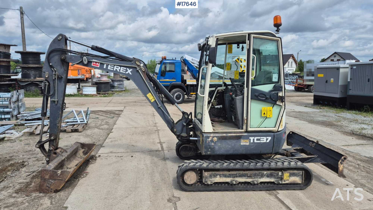 2012 Terex TC 37 - حفارة مصغرة: صور 3 2012 Terex TC 37 - حفارة مصغرة: صور 3