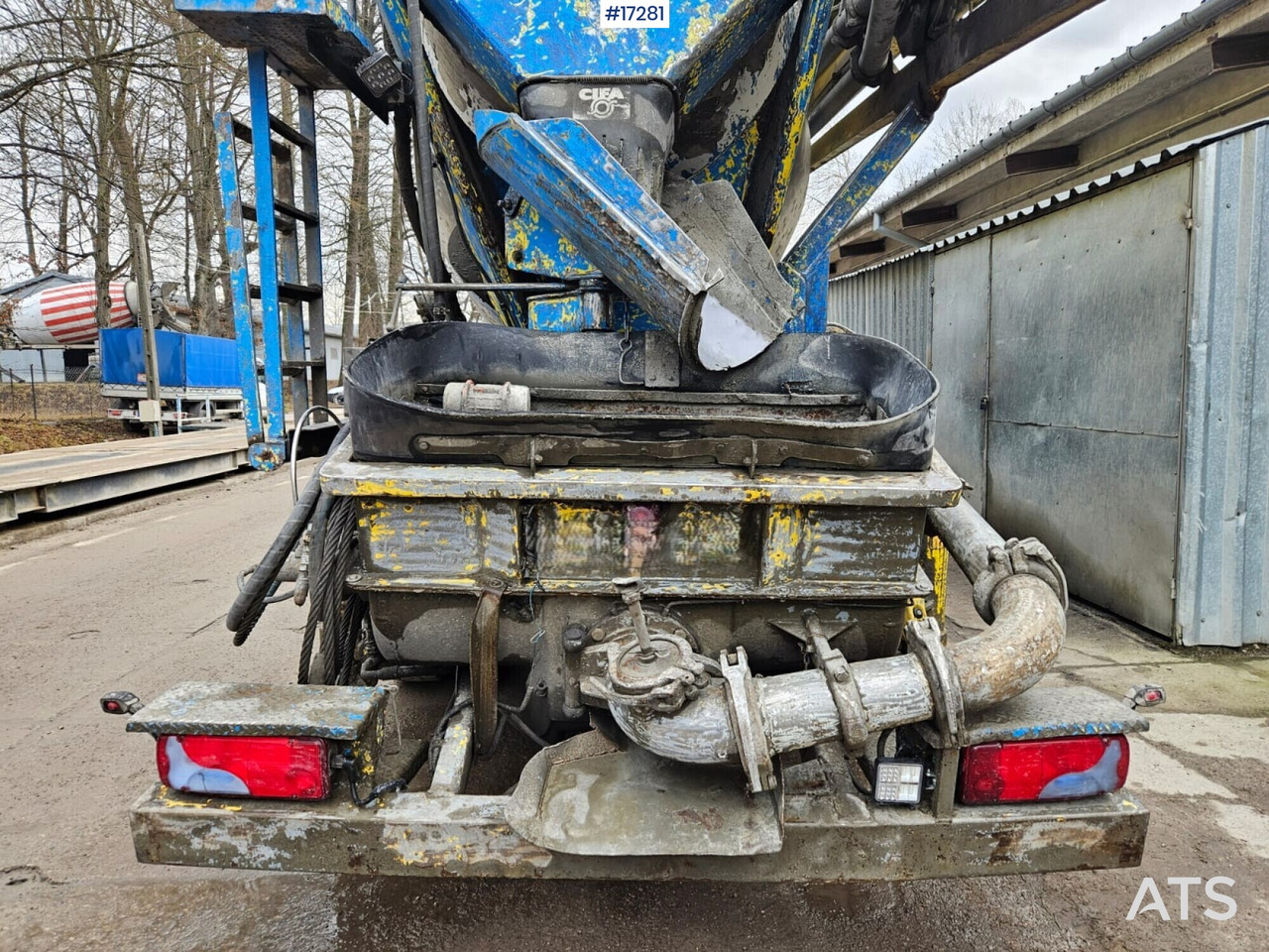 مضخة خرسانة Coime C311 concrete pump on MAN TGA 41.440 chassis (2008): صور 11