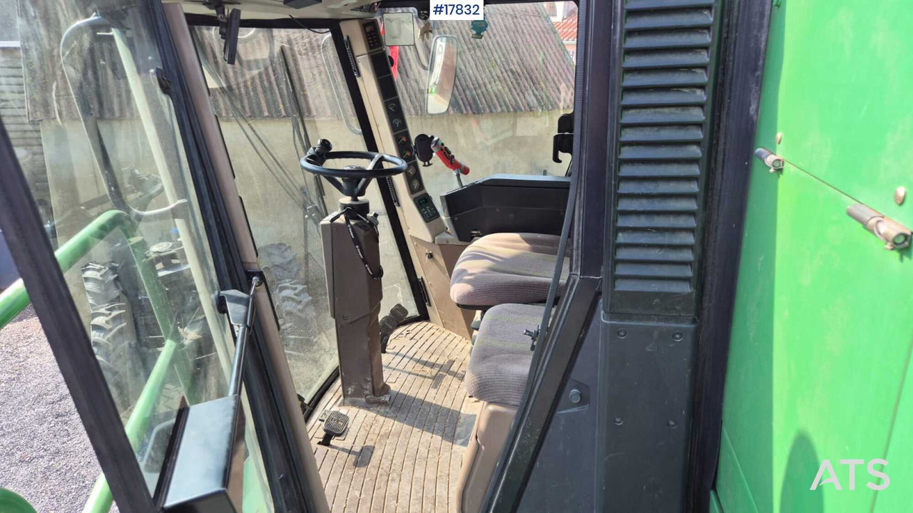 حصادة شاملة Combine harvester JOHN DEERE 1470 (2010): صور 12 حصادة شاملة Combine harvester JOHN DEERE 1470 (2010): صور 12