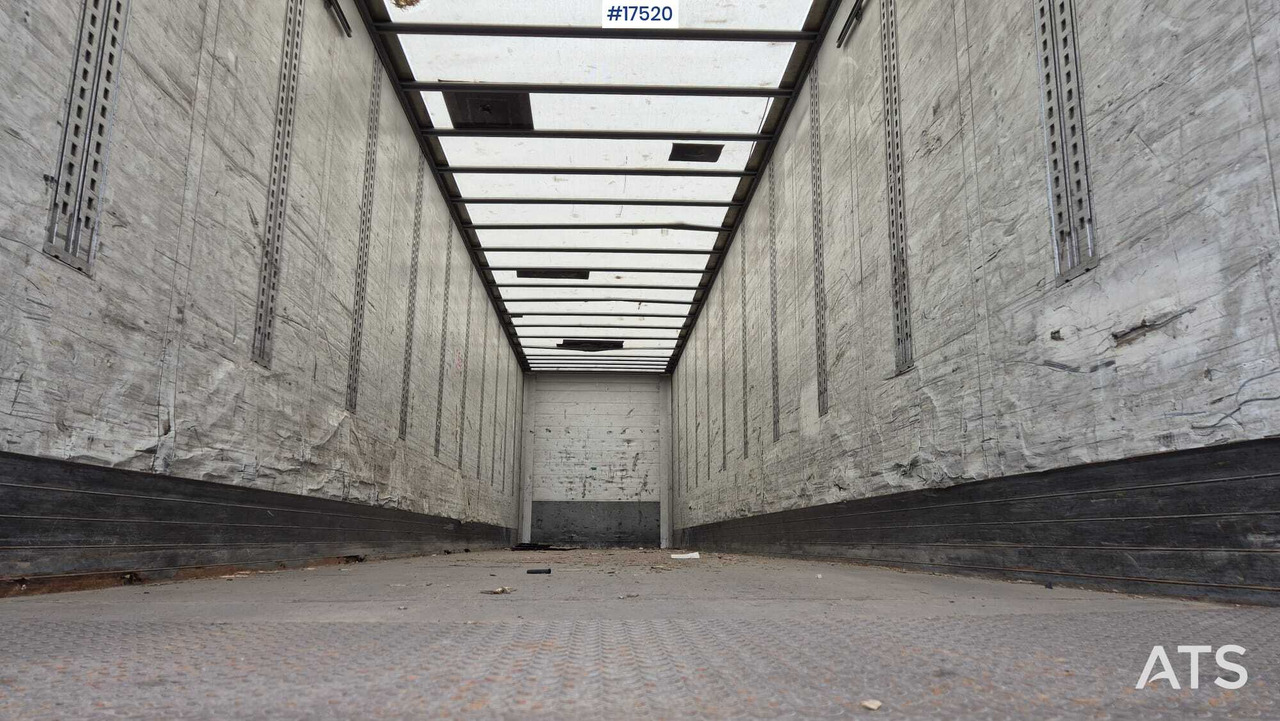 Semi-trailer truck, isothermal SCHMITZ CARGOBULL AG / SKO 24 (2008) - الخيمة نصف مقطورة: صور 4 Semi-trailer truck, isothermal SCHMITZ CARGOBULL AG / SKO 24 (2008) - الخيمة نصف مقطورة: صور 4