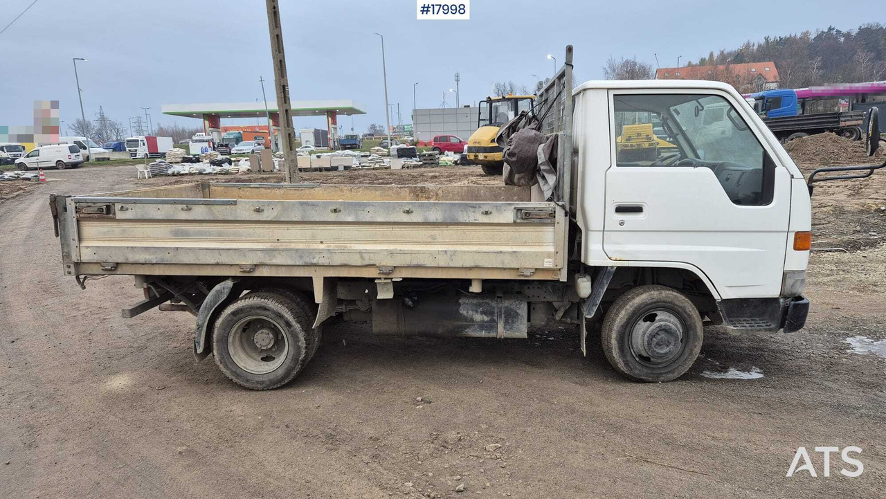 TOYOTA DYNA 3.5t dump truck (1999) - قلابات: صور 4 TOYOTA DYNA 3.5t dump truck (1999) - قلابات: صور 4