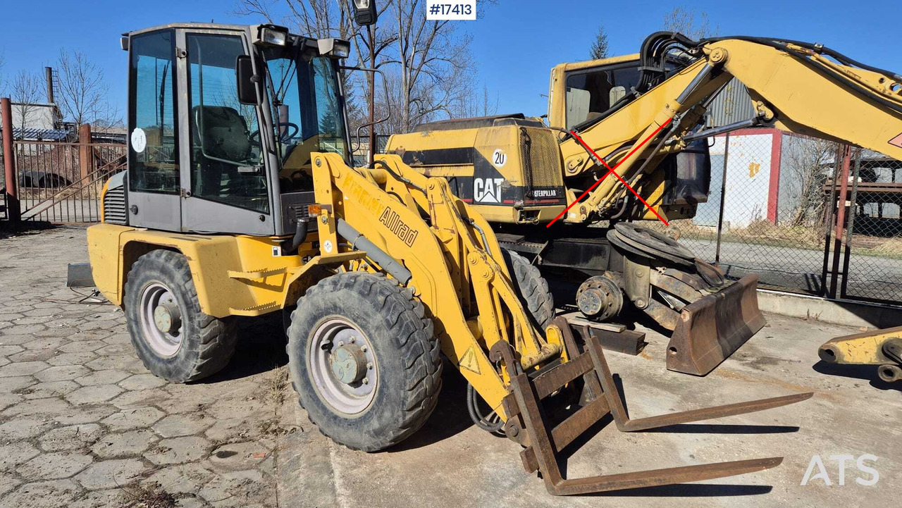 Wheel loader AHLMANN AL 85t 2004) forks, quick coupler, opening bucket. - اللودر بعجل: صور 4 Wheel loader AHLMANN AL 85t 2004) forks, quick coupler, opening bucket. - اللودر بعجل: صور 4