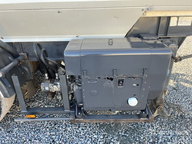 2008 Desot SD3A Tri/A Cement Silo Trailer - أخرى: صور 5 2008 Desot SD3A Tri/A Cement Silo Trailer - أخرى: صور 5