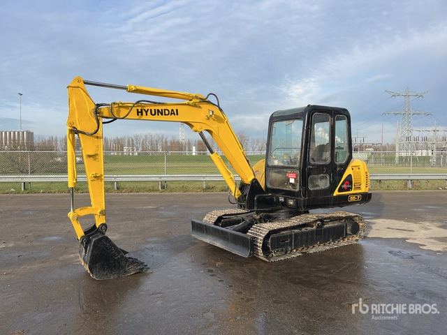 2011 Hyundai R55-7 Tracked Excavator - حفارات زحافة: صور 1 2011 Hyundai R55-7 Tracked Excavator - حفارات زحافة: صور 1