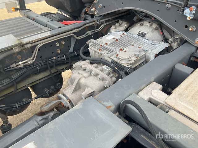 2012 Renault Premium 6x2 Sleeper Cab and Chassis - الشاسيه شاحنة: صور 5 2012 Renault Premium 6x2 Sleeper Cab and Chassis - الشاسيه شاحنة: صور 5