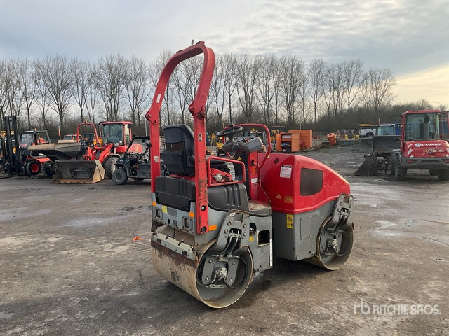 2013 Volvo DD25 Double Drum Roller - مدحلة الأسفلت: صور 3 2013 Volvo DD25 Double Drum Roller - مدحلة الأسفلت: صور 3