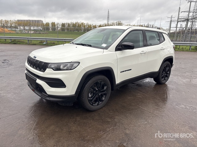2022 Jeep Compass Longitude 4WD Hybrid (Unused) SUV - سيارة دفع رباعي: صور 1 2022 Jeep Compass Longitude 4WD Hybrid (Unused) SUV - سيارة دفع رباعي: صور 1