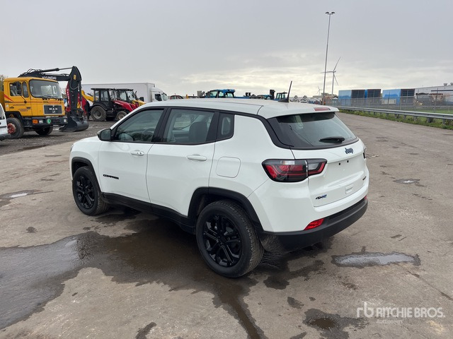 2022 Jeep Compass Longitude 4WD Hybrid (Unused) SUV - سيارة دفع رباعي: صور 3 2022 Jeep Compass Longitude 4WD Hybrid (Unused) SUV - سيارة دفع رباعي: صور 3