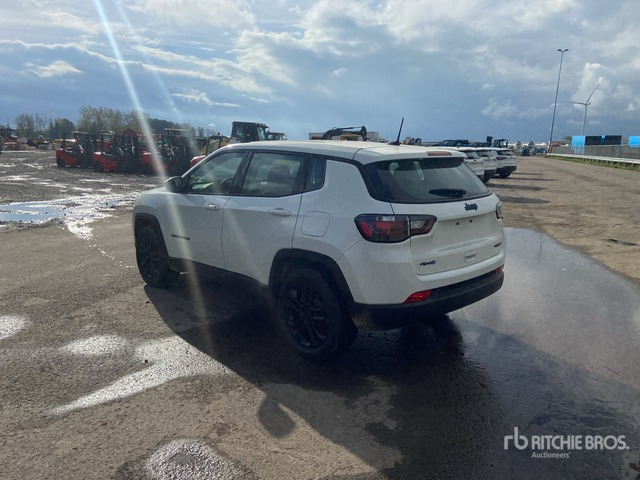 2022 Jeep Compass Longitude 4WD Hybrid (Unused) SUV - سيارة دفع رباعي: صور 3 2022 Jeep Compass Longitude 4WD Hybrid (Unused) SUV - سيارة دفع رباعي: صور 3