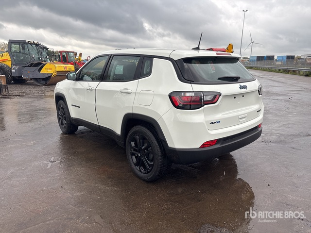 2022 Jeep Compass Longitude 4WD Hybrid (Unused) SUV - سيارة دفع رباعي: صور 4 2022 Jeep Compass Longitude 4WD Hybrid (Unused) SUV - سيارة دفع رباعي: صور 4