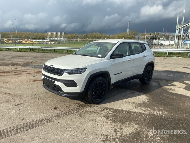 2022 Jeep Compass Longitude 4WD Hybrid (Unused) SUV - سيارة دفع رباعي: صور 2 2022 Jeep Compass Longitude 4WD Hybrid (Unused) SUV - سيارة دفع رباعي: صور 2