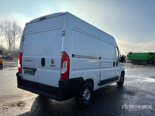 2023 Fiat Ducato 2.2 Passenger Van - حافلة صغيرة, ميكروباص: صور 3 2023 Fiat Ducato 2.2 Passenger Van - حافلة صغيرة, ميكروباص: صور 3