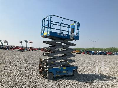 GENIE GS-3246 Electric - رافعات مقصية: صور 3 GENIE GS-3246 Electric - رافعات مقصية: صور 3
