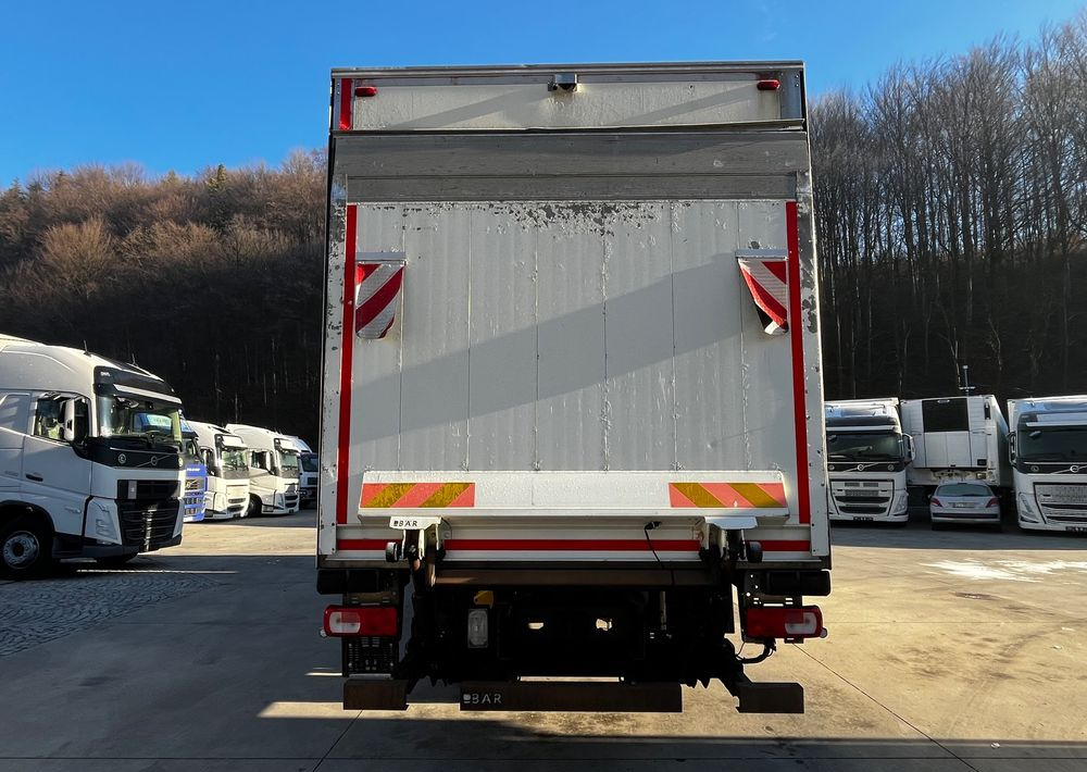 DAF CF 370 // 2017 Rok // 4x2 // Chłodnia Carrier Supra 1150 // Kabina Sypialna // Winda // - مبردة شاحنة: صور 5 DAF CF 370 // 2017 Rok // 4x2 // Chłodnia Carrier Supra 1150 // Kabina Sypialna // Winda // - مبردة شاحنة: صور 5