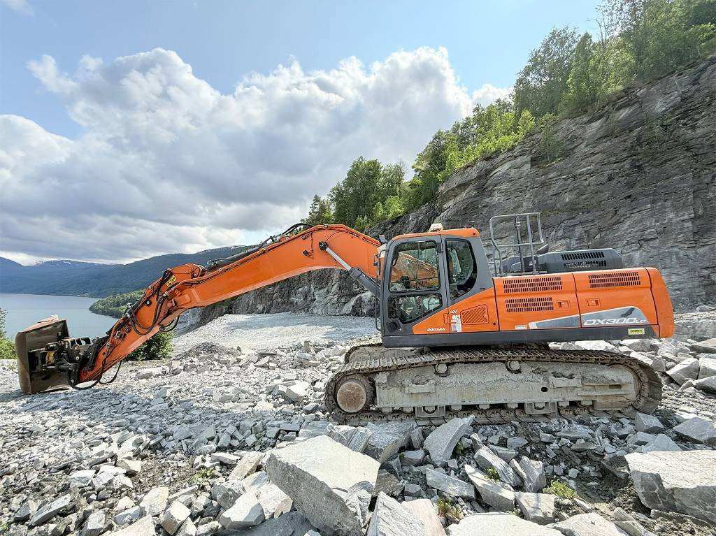 Doosan DX 300 LC-5 - حفارات زحافة: صور 3 Doosan DX 300 LC-5 - حفارات زحافة: صور 3
