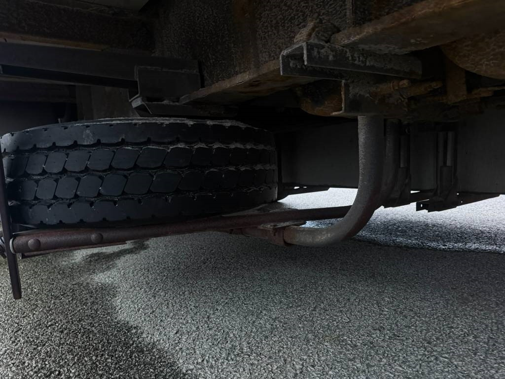 بصندوق مغلق مقطورة Ekeri L3: صور 20 بصندوق مغلق مقطورة Ekeri L3: صور 20