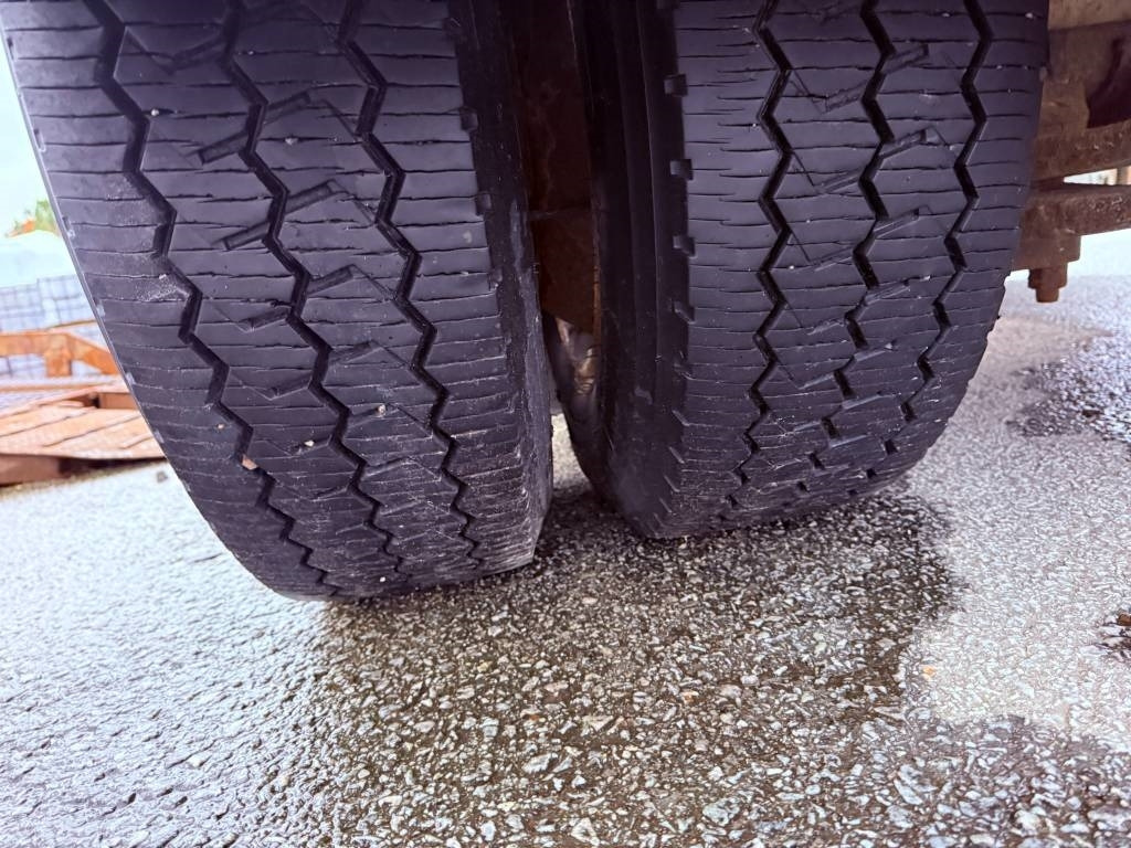 بصندوق مغلق مقطورة Ekeri L3: صور 27 بصندوق مغلق مقطورة Ekeri L3: صور 27