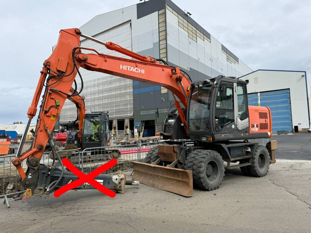 Hitachi ZX 140 W-3 - حفارة على عجلات: صور 2 Hitachi ZX 140 W-3 - حفارة على عجلات: صور 2