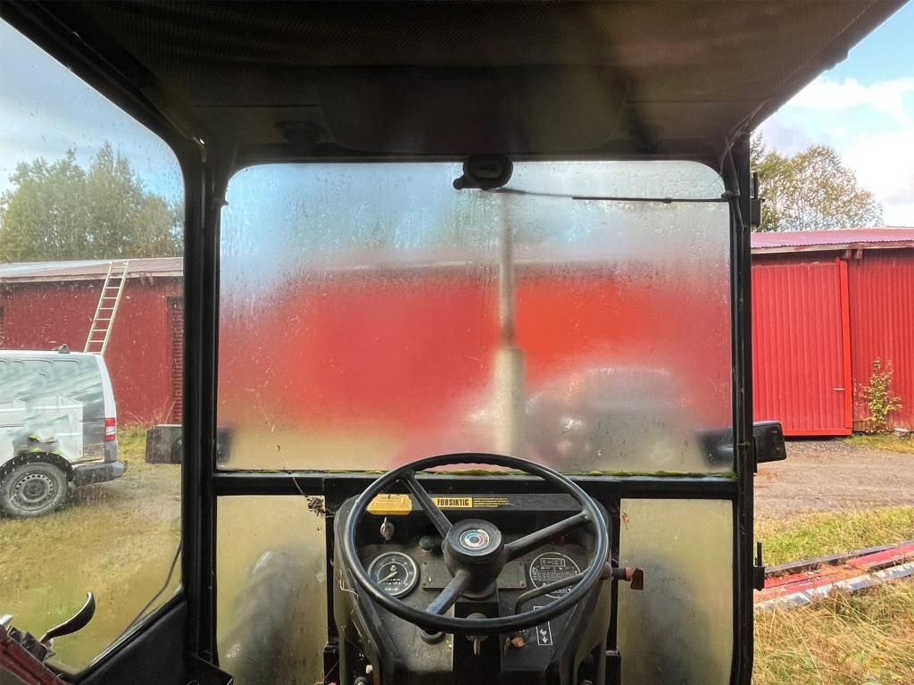 International Harvester 584 4WD إيجار International Harvester 584 4WD: صور 10 International Harvester 584 4WD إيجار International Harvester 584 4WD: صور 10