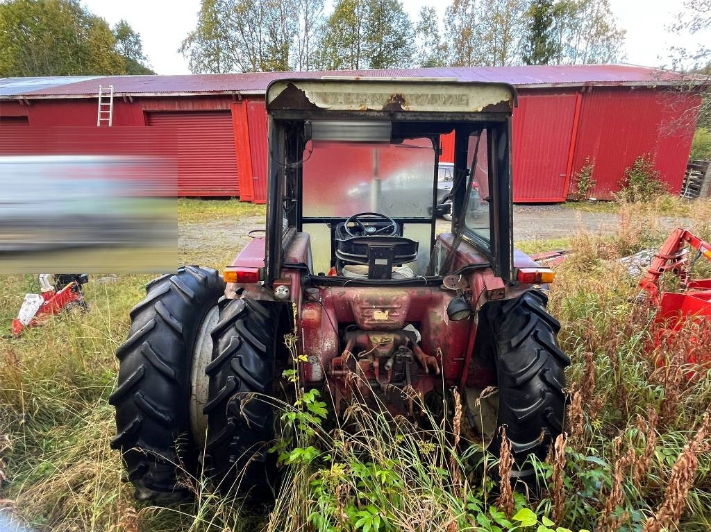 International Harvester 584 4WD إيجار International Harvester 584 4WD: صور 6 International Harvester 584 4WD إيجار International Harvester 584 4WD: صور 6