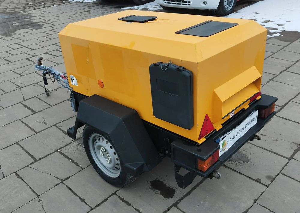 Doosan 7/20 - ضاغط الهواء: صور 3 Doosan 7/20 - ضاغط الهواء: صور 3