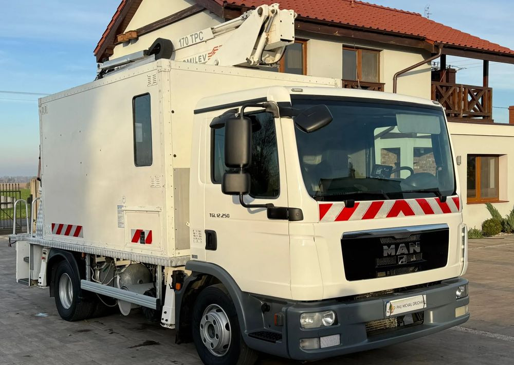 MAN TGL 12.250 - مصاعد الازدهار محمولة على شاحنة: صور 2 MAN TGL 12.250 - مصاعد الازدهار محمولة على شاحنة: صور 2