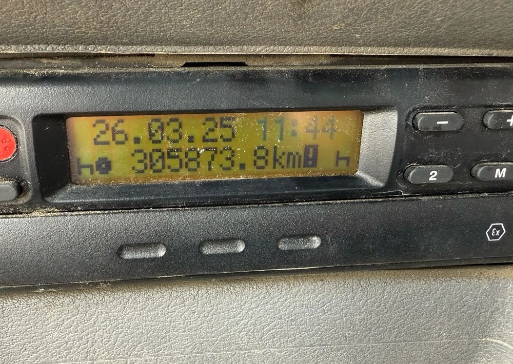 شاحنة صهريج Renault Kerax 370 DCI: صور 10