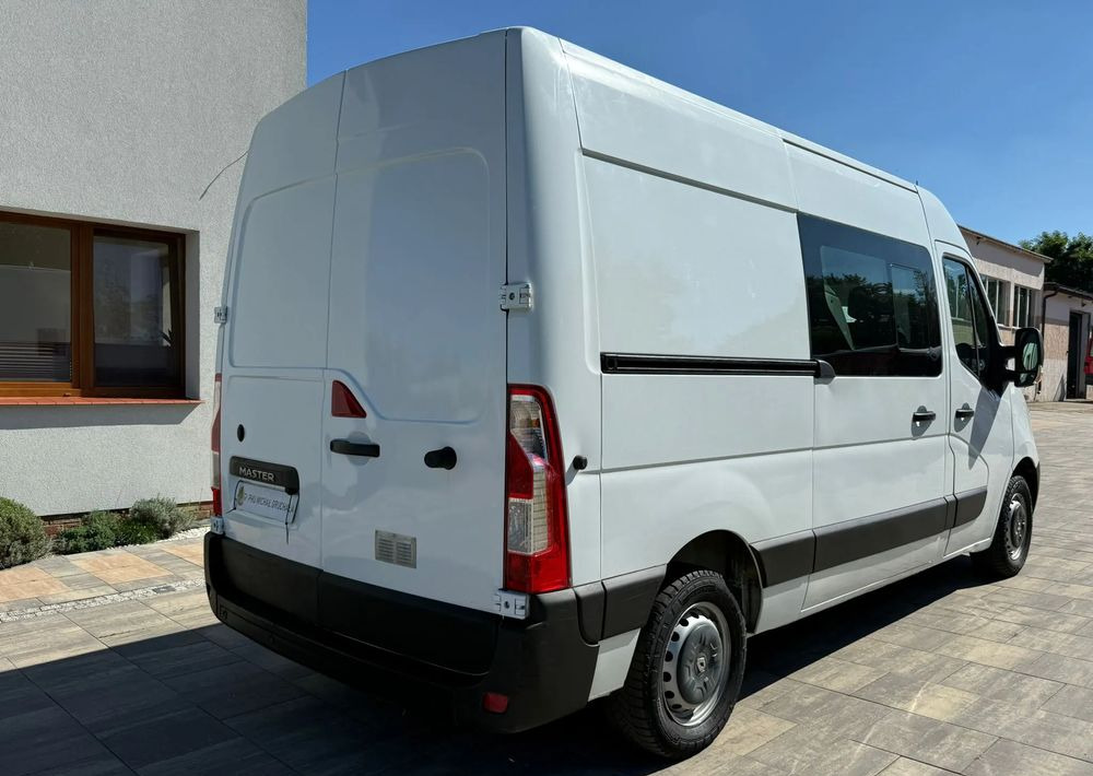Renault Master - الشاحنات الصغيرة كابينة مزدوجة: صور 4 Renault Master - الشاحنات الصغيرة كابينة مزدوجة: صور 4